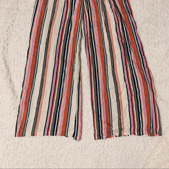 XHILIRATION Striped Paper-Bag Pants - Picture 3 of 4